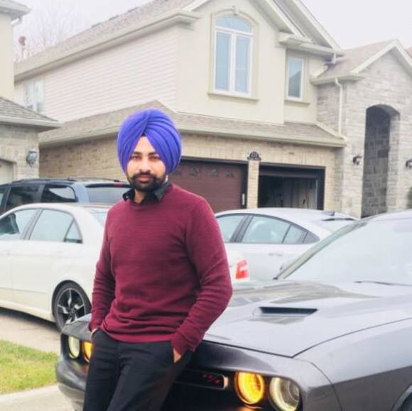 Meet your Posher, Gurneet - Picture 1 of 1